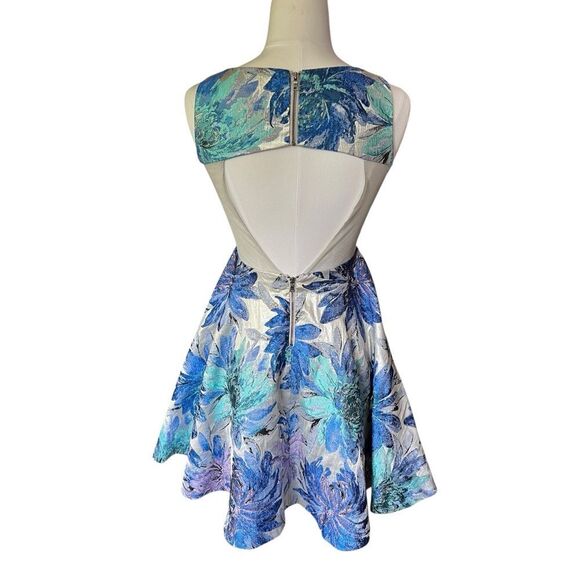 Alice + Olivia Foss Brocade Fit & Flare Floral Jacquard Dress Size 0 - Picture 12 of 15